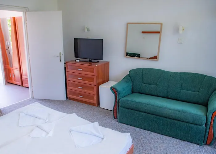 Siofok hotels near Galerius Spa